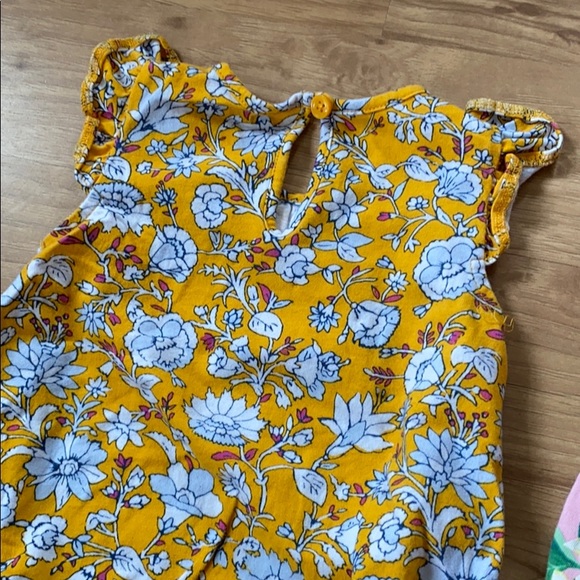 Summertime bubble rompers - Picture 4 of 4